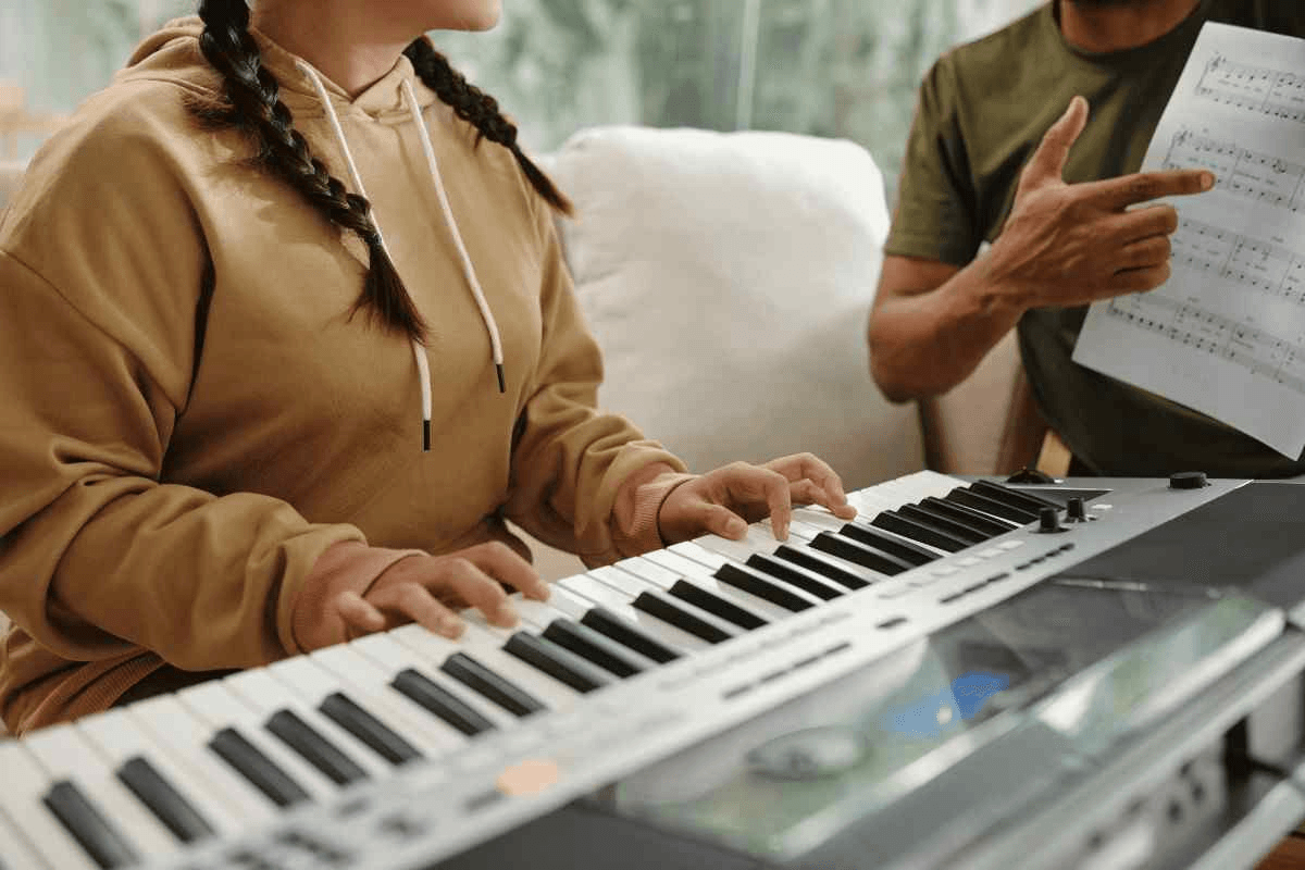 Music vocal & keyboard