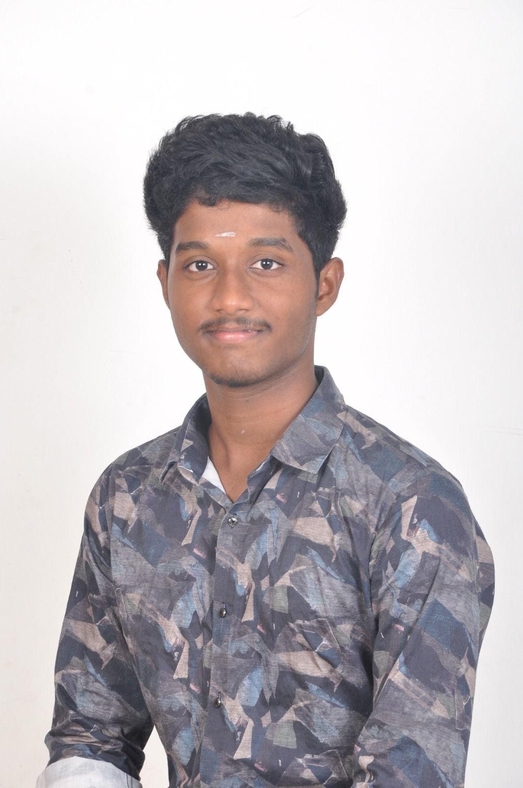 R. M. Roopeshwar